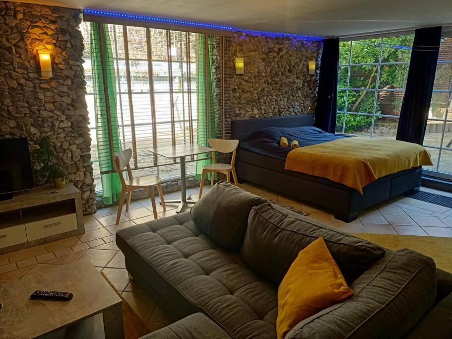 Kom Thuis In Deze Gezellige Loft Heerlen Ngoại thất bức ảnh